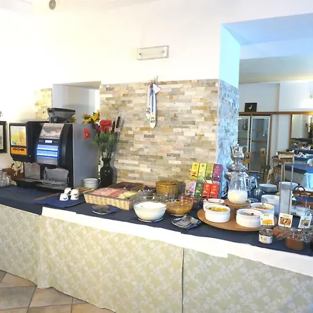 Eco Zanella Hotel 3*